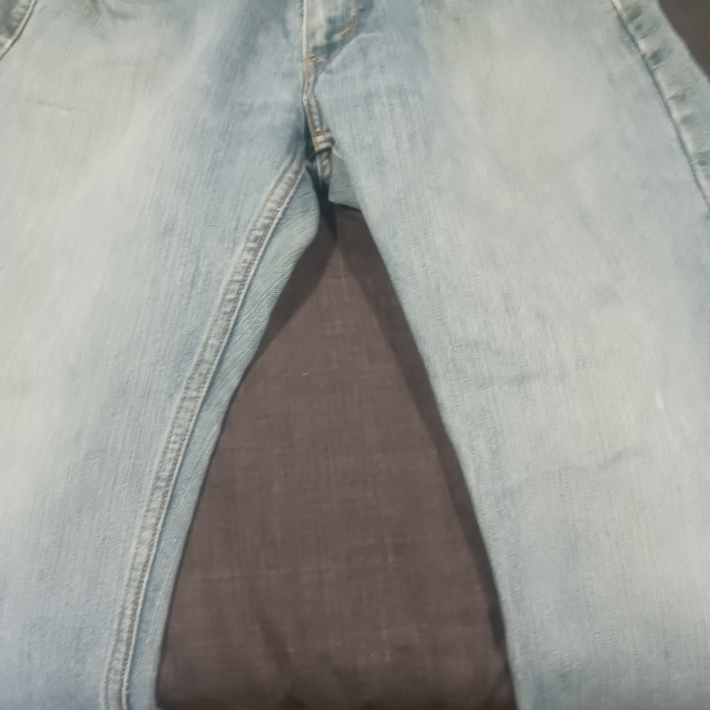 mens 33w 32L levis jeans
